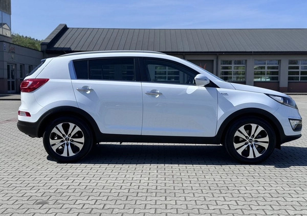 Kia Sportage cena 49900 przebieg: 111300, rok produkcji 2012 z Myślenice małe 379